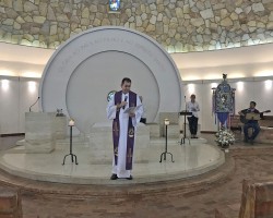 Março - Igreja Santíssima Trindade - BH/MG
